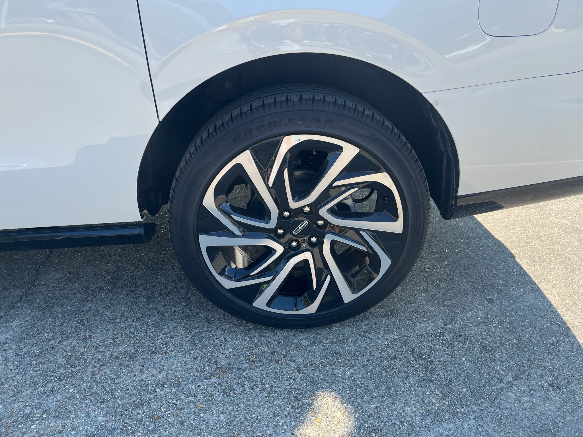 2027 Lincoln Navigator L Reserve