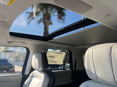 2026 Lincoln Navigator L Reserve