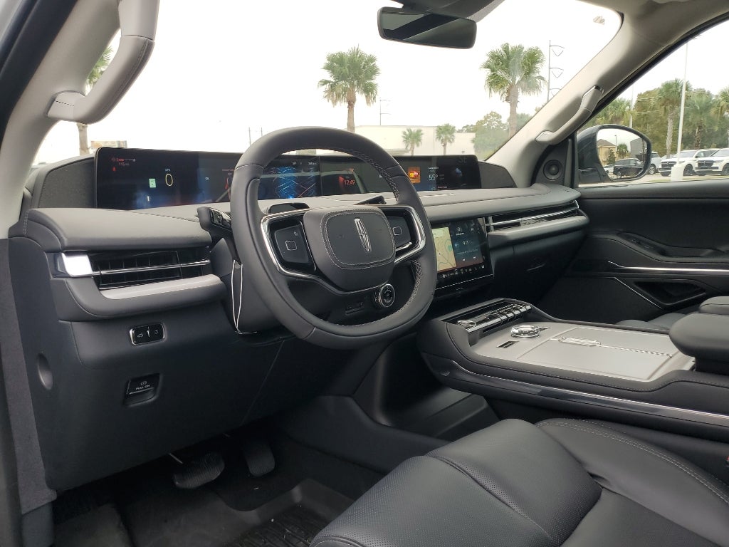 2025 Lincoln Navigator L Reserve