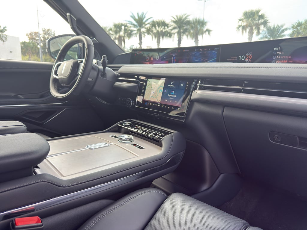 2025 Lincoln Navigator L Reserve