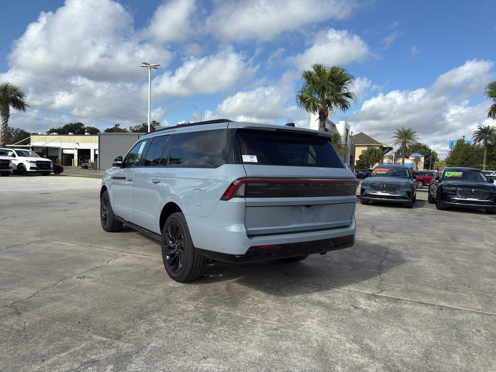 2025 Lincoln Navigator L Reserve
