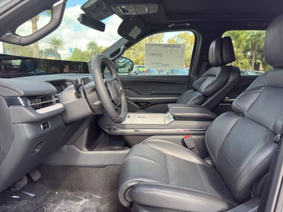 2025 Lincoln Navigator L Reserve