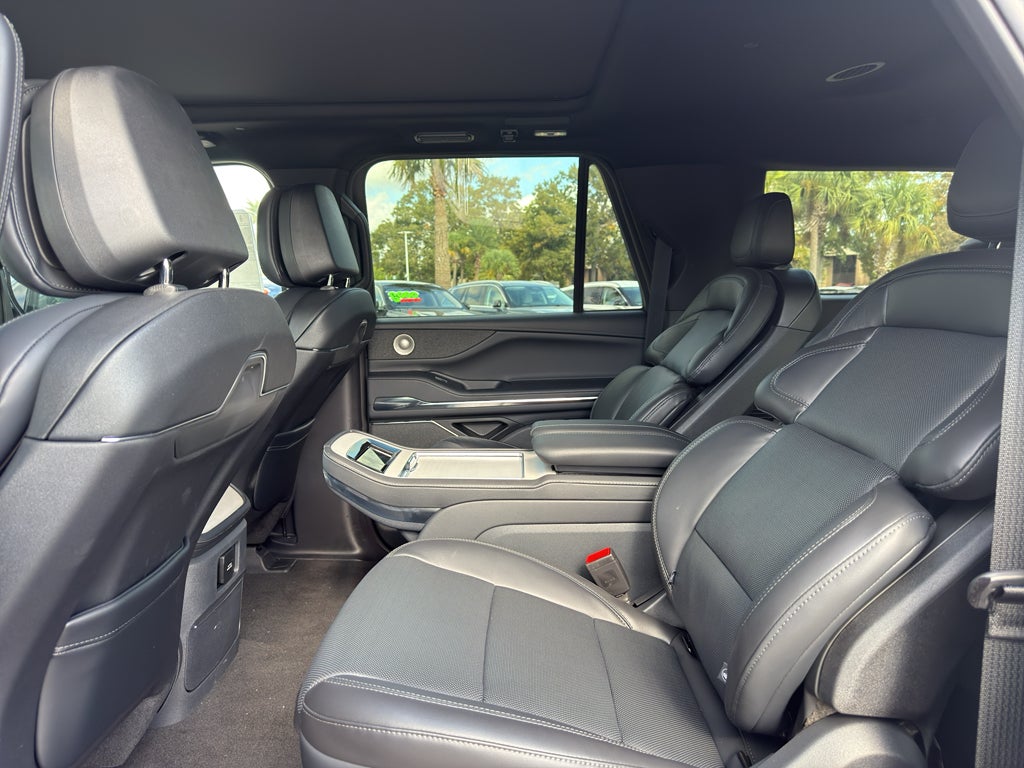 2025 Lincoln Navigator L Reserve
