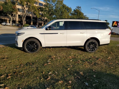 2025 Lincoln Navigator L Reserve