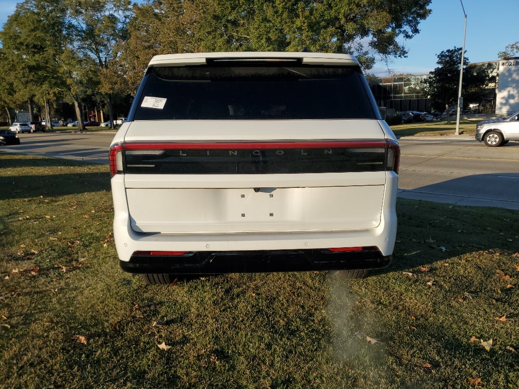 2025 Lincoln Navigator L Reserve