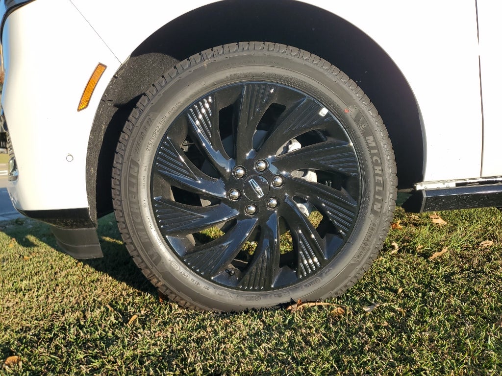 2025 Lincoln Navigator L Reserve