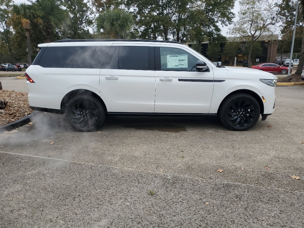 2025 Lincoln Navigator L Reserve