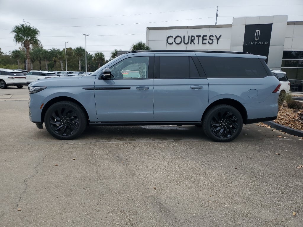2025 Lincoln Navigator L Reserve