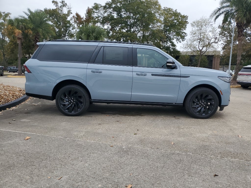 2025 Lincoln Navigator L Reserve