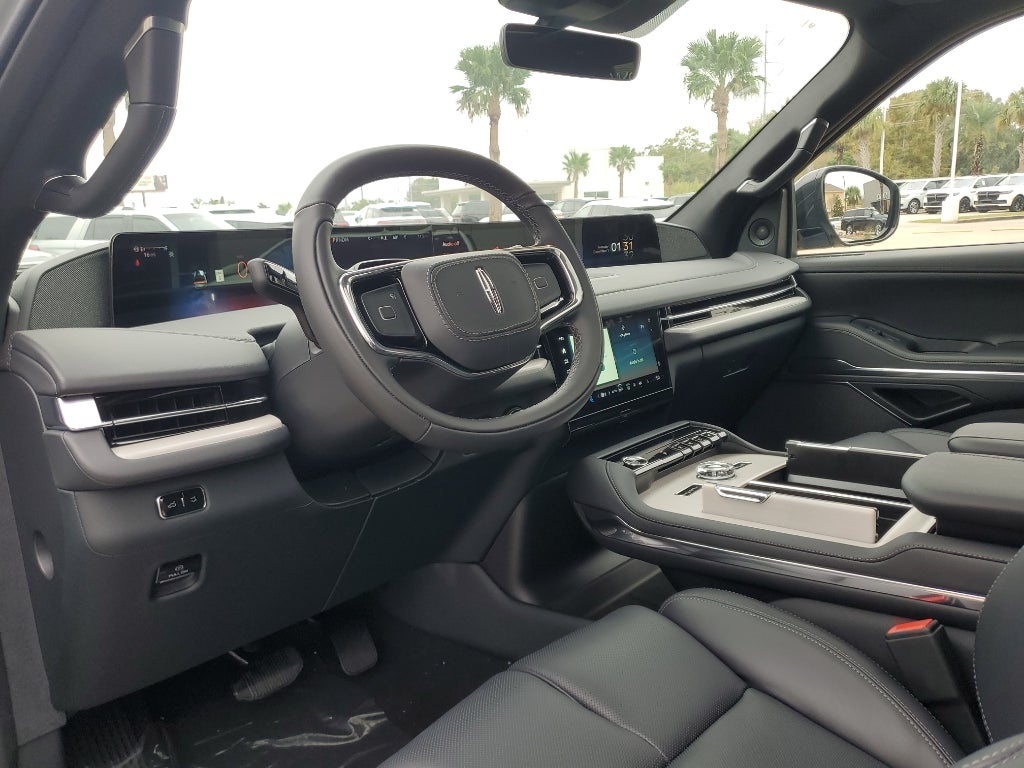 2025 Lincoln Navigator L Reserve