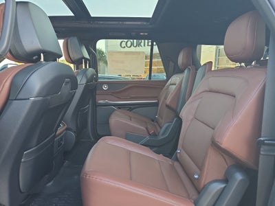 2026 Lincoln Navigator L Reserve