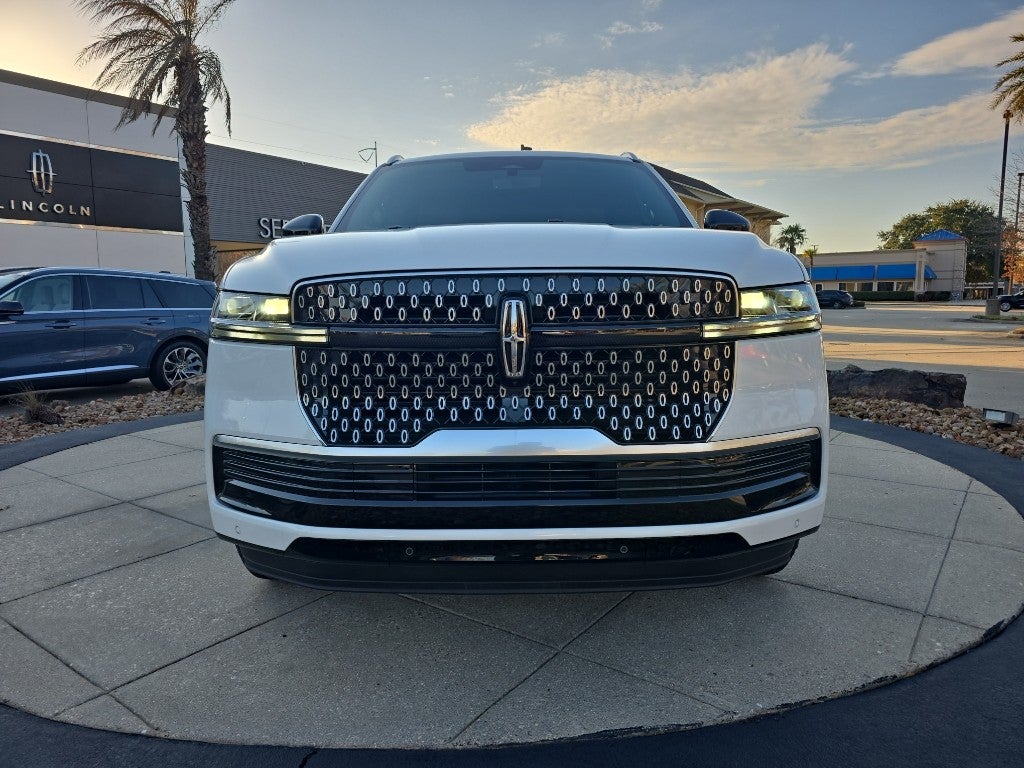 2026 Lincoln Navigator L Reserve