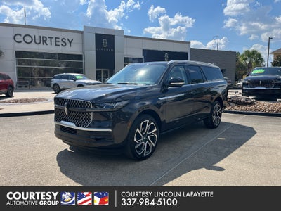 2027 Lincoln Navigator L Reserve