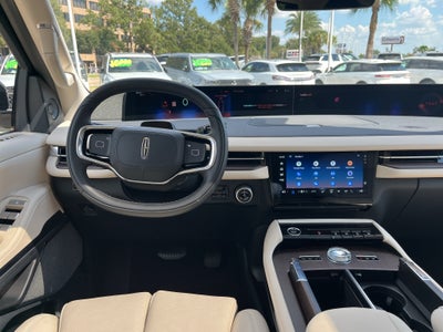 2027 Lincoln Navigator L Reserve