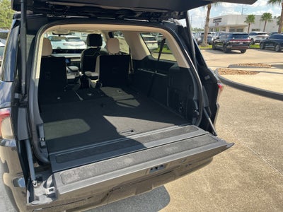 2027 Lincoln Navigator L Reserve