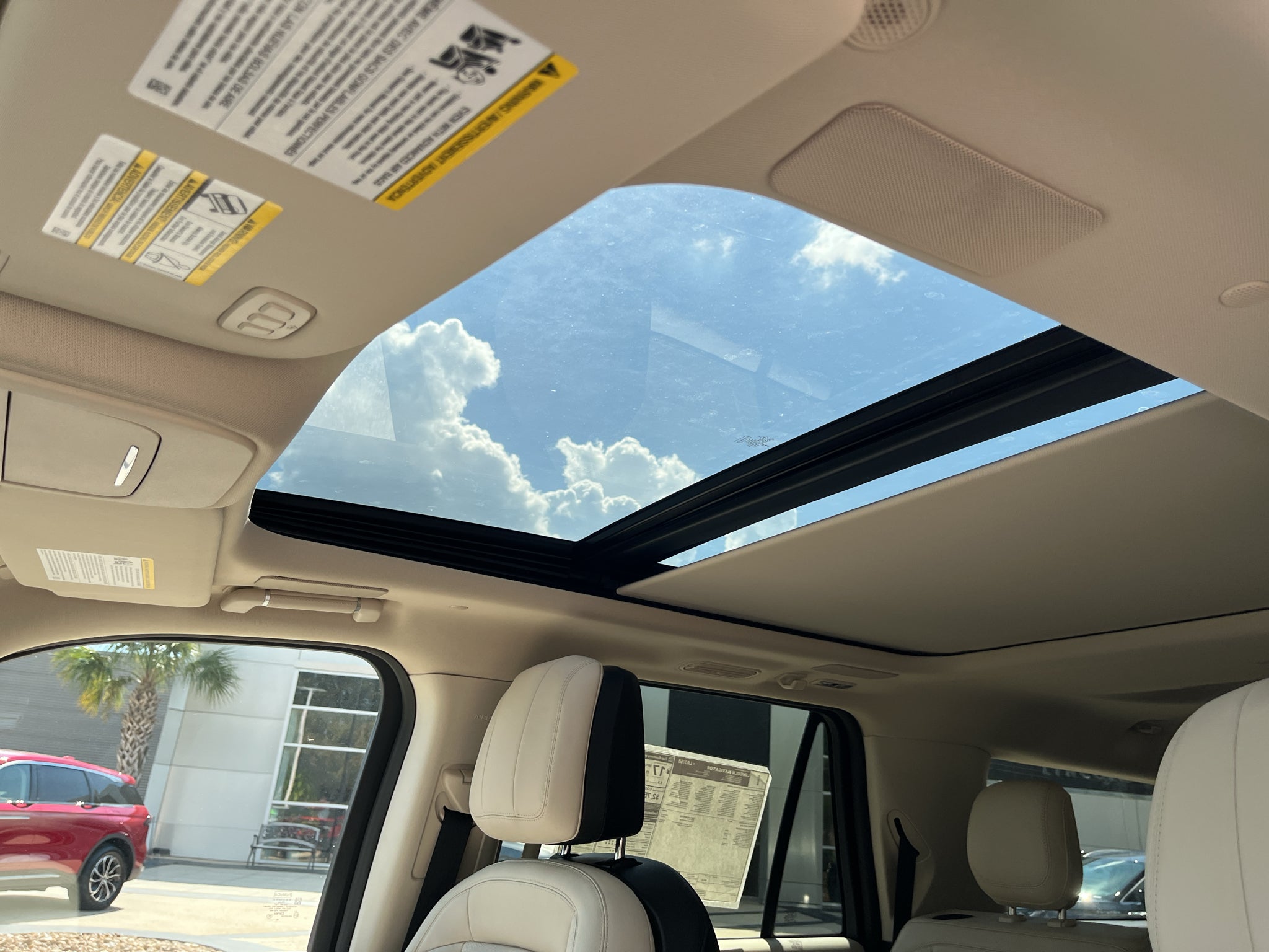 2027 Lincoln Navigator L Reserve