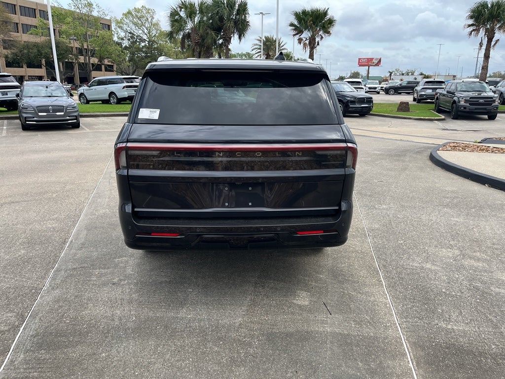 2026 Lincoln Navigator L Reserve