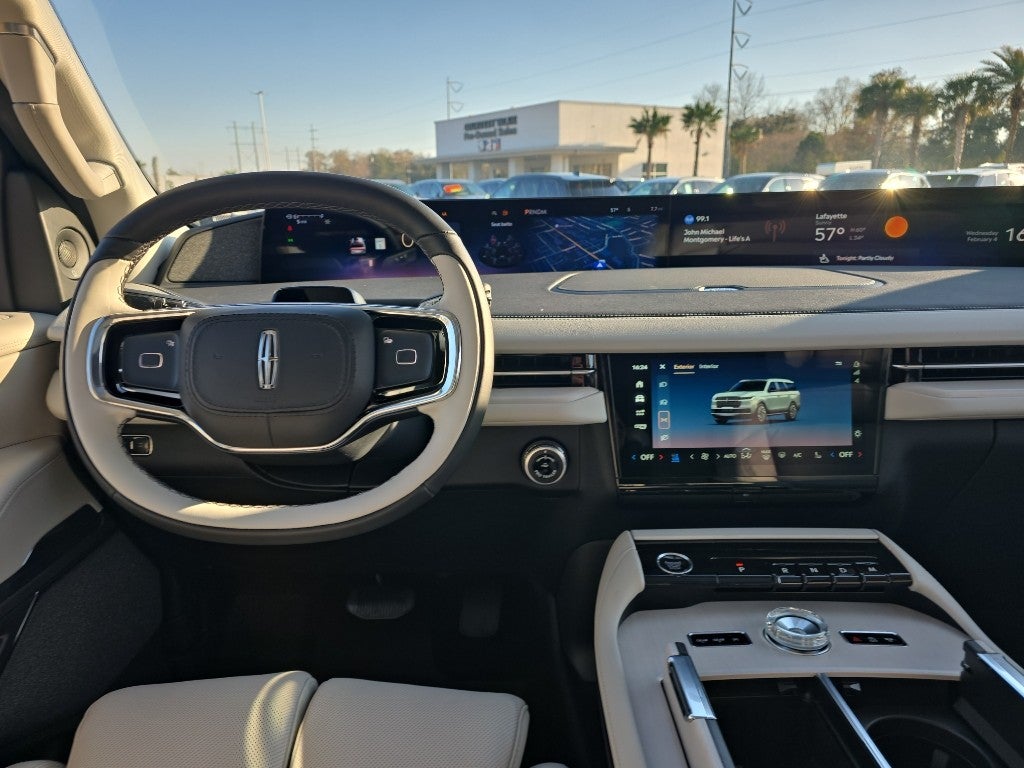 2026 Lincoln Navigator L Reserve