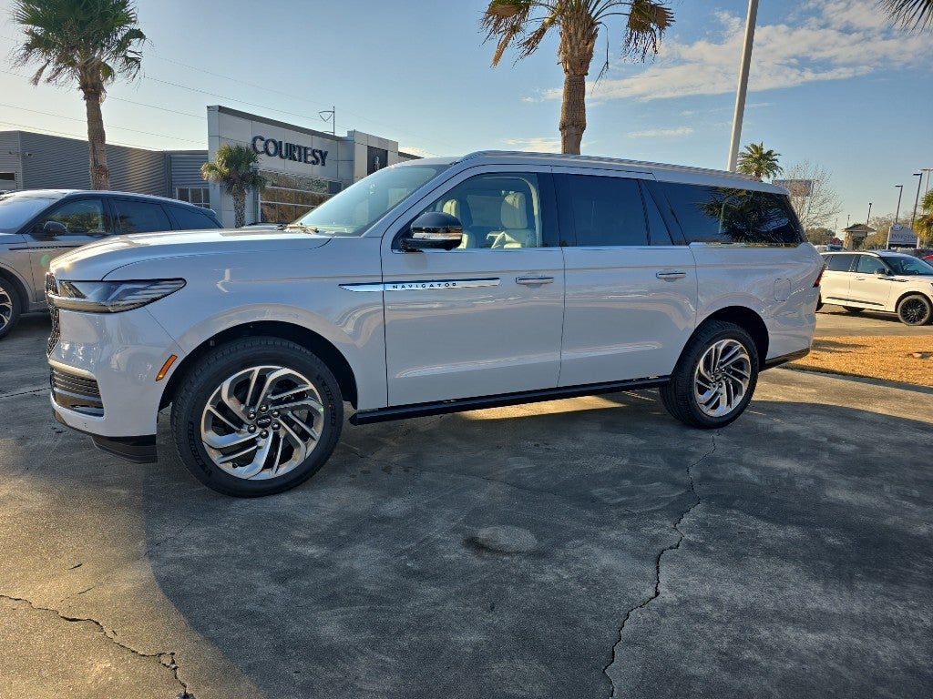 2026 Lincoln Navigator L Reserve