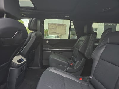 2026 Lincoln Navigator L Reserve