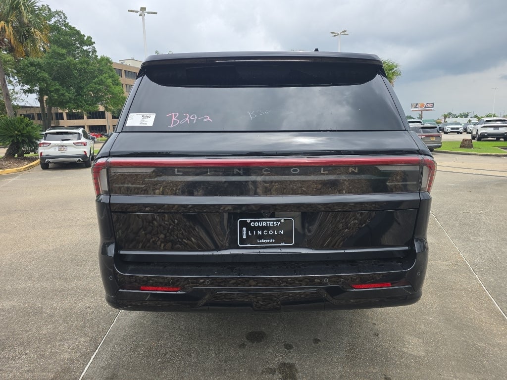 2026 Lincoln Navigator L Reserve