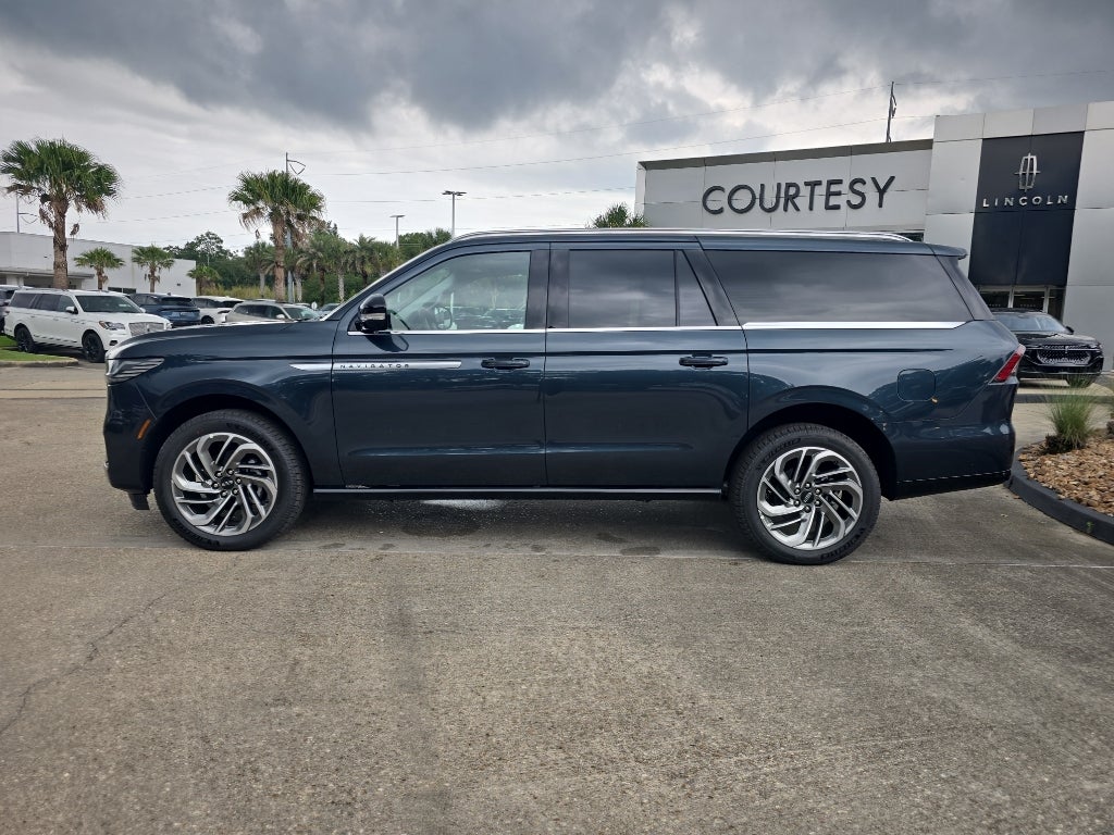 2026 Lincoln Navigator L Reserve