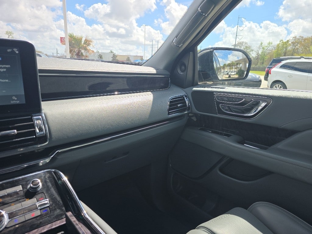 2019 Lincoln Navigator L Reserve