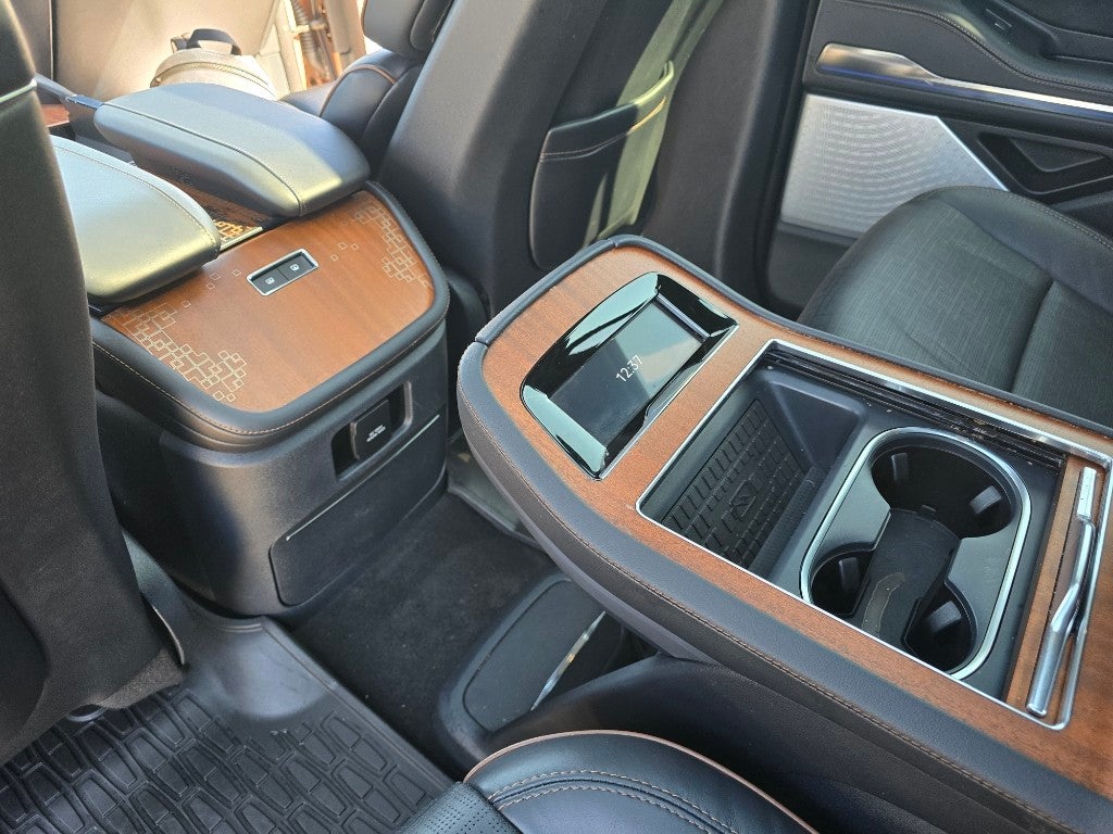 2025 Lincoln Navigator L Black Label