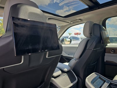 2025 Lincoln Navigator L Black Label