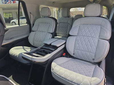 2025 Lincoln Navigator L Black Label