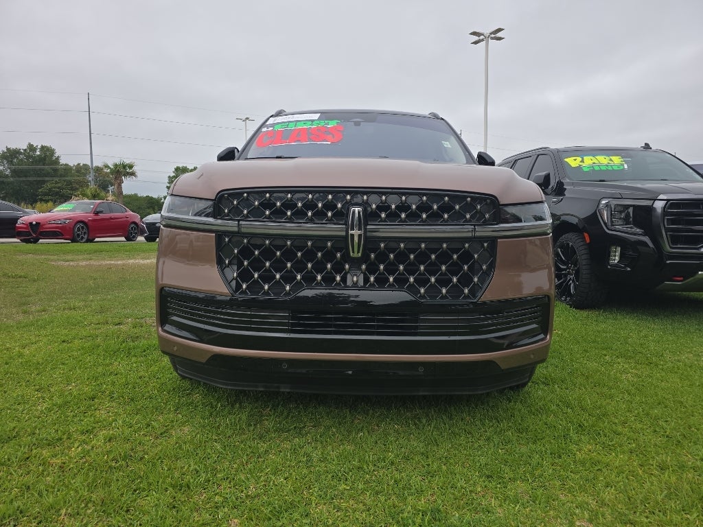 2025 Lincoln Navigator L Black Label