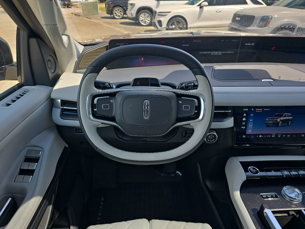 2025 Lincoln Navigator L Black Label