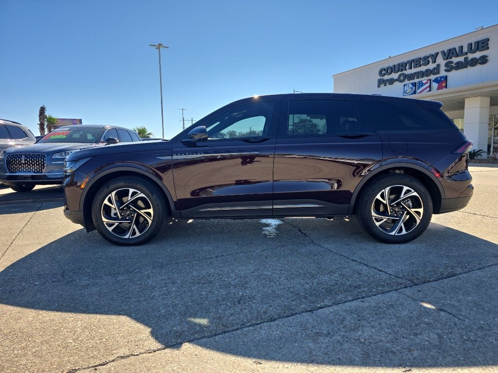 2025 Lincoln Nautilus Premiere Jet Package