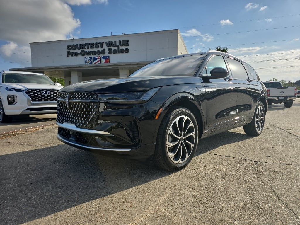 2025 Lincoln Nautilus Reserve