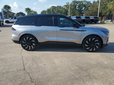 2024 Lincoln Nautilus Reserve