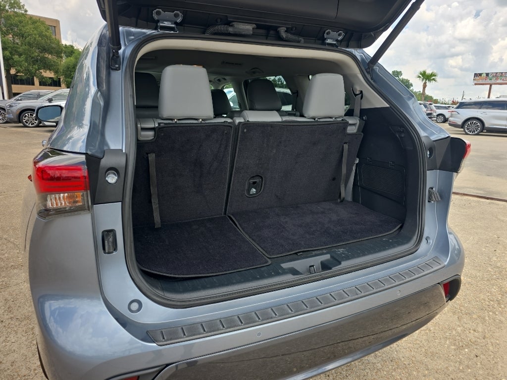 2022 Toyota Highlander Limited