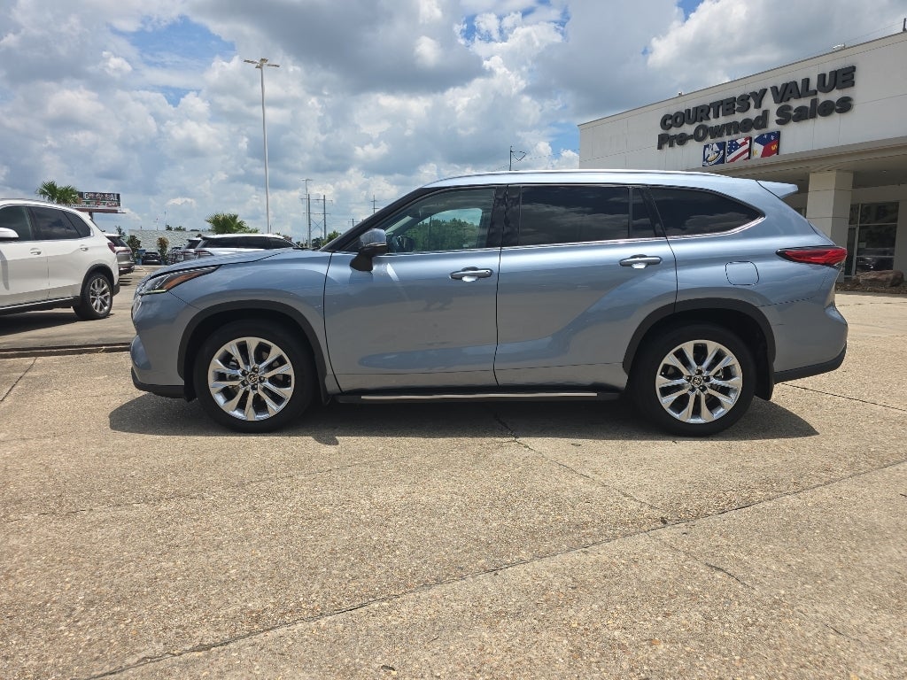 2022 Toyota Highlander Limited