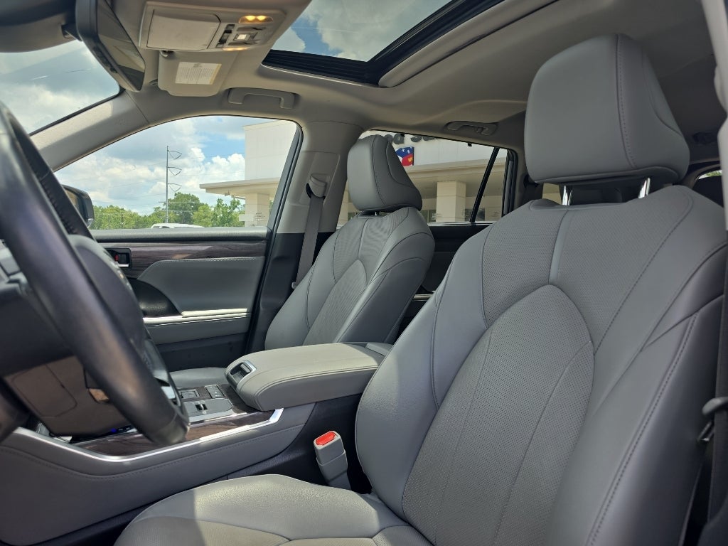 2022 Toyota Highlander Limited