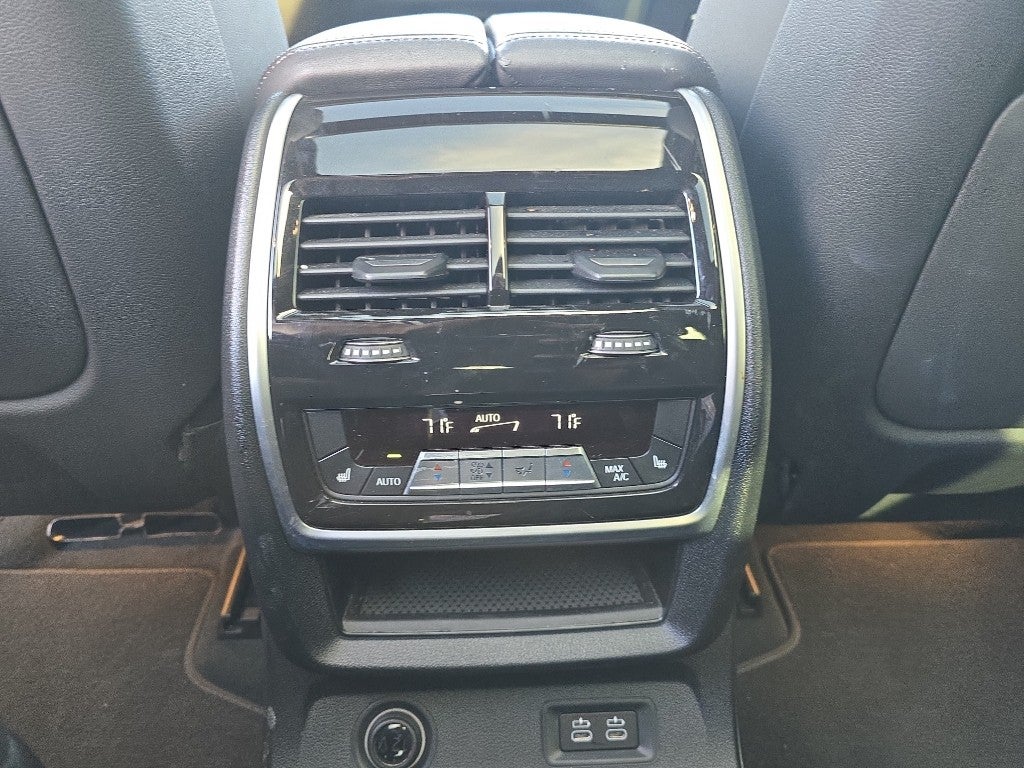 2023 BMW X7 xDrive40i M-Sport