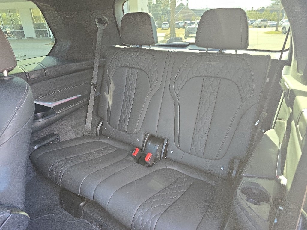 2023 BMW X7 xDrive40i M-Sport