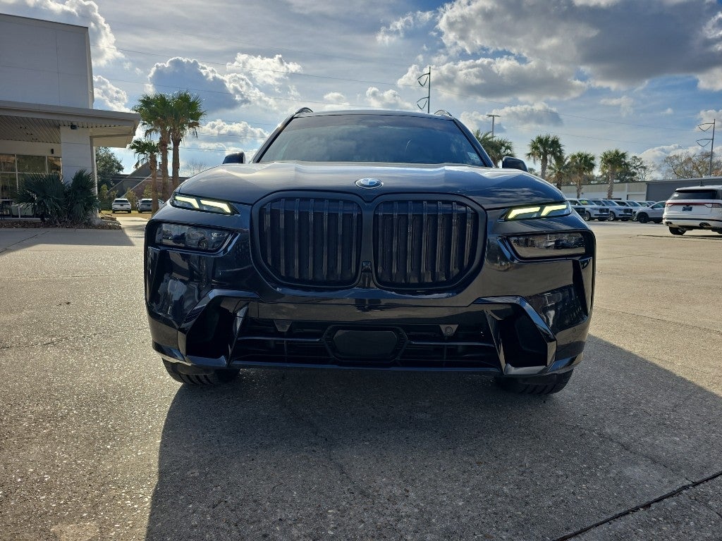 2023 BMW X7 xDrive40i M-Sport