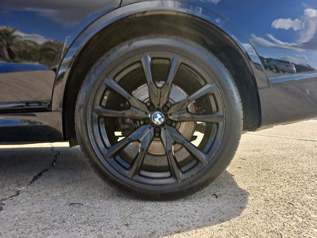 2023 BMW X7 xDrive40i M-Sport