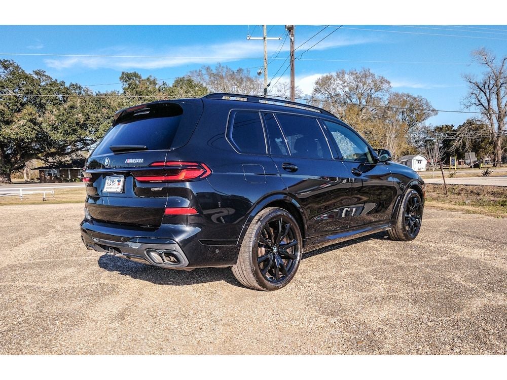 2024 BMW X7 M60i
