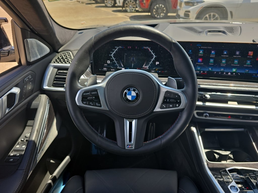 2025 BMW X6 M60i