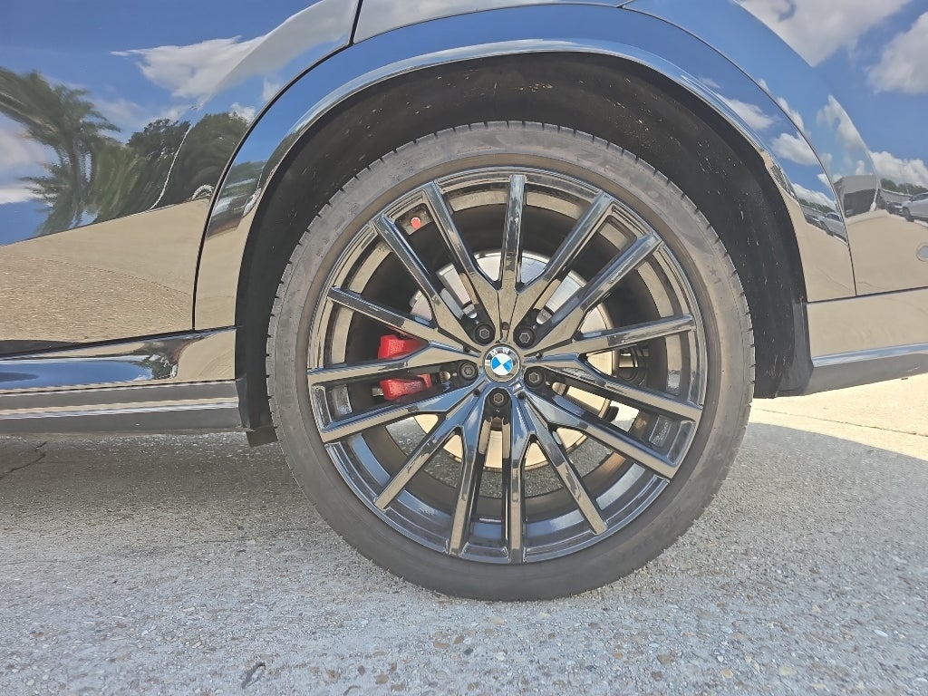 2025 BMW X6 M60i