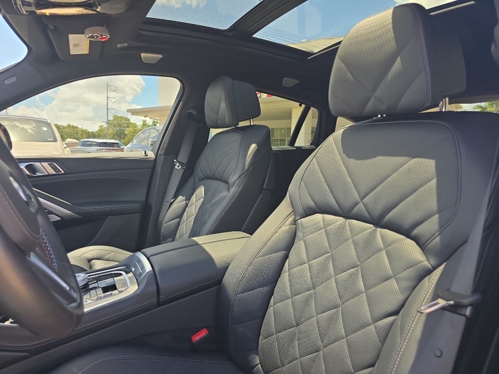 2025 BMW X6 M60i
