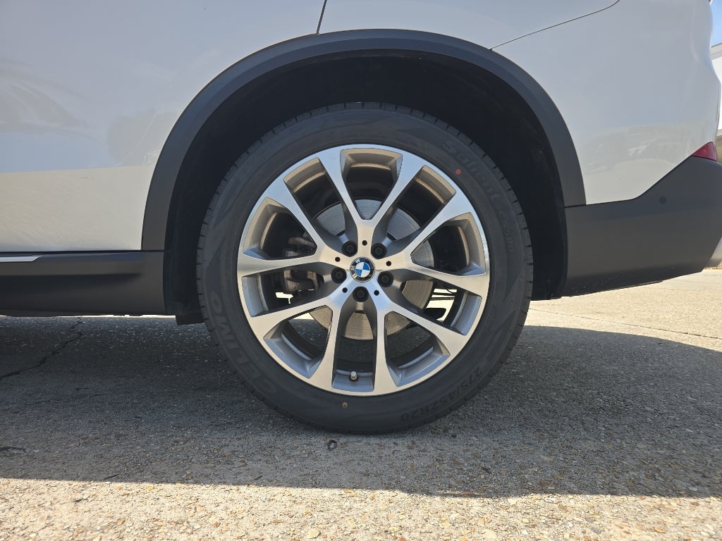 2023 BMW X5 sDrive40i