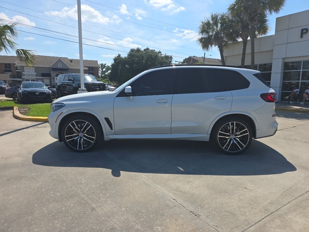 2023 BMW X5 M50i M-Sport