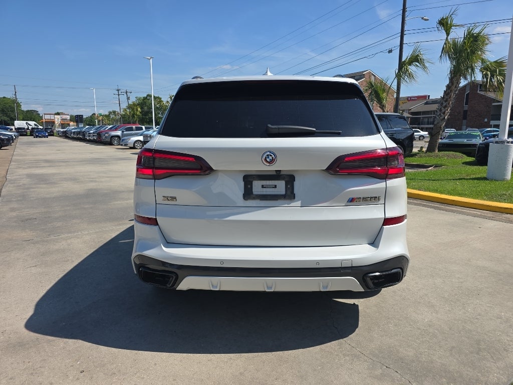 2023 BMW X5 M50i M-Sport