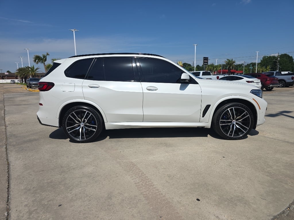 2023 BMW X5 M50i M-Sport